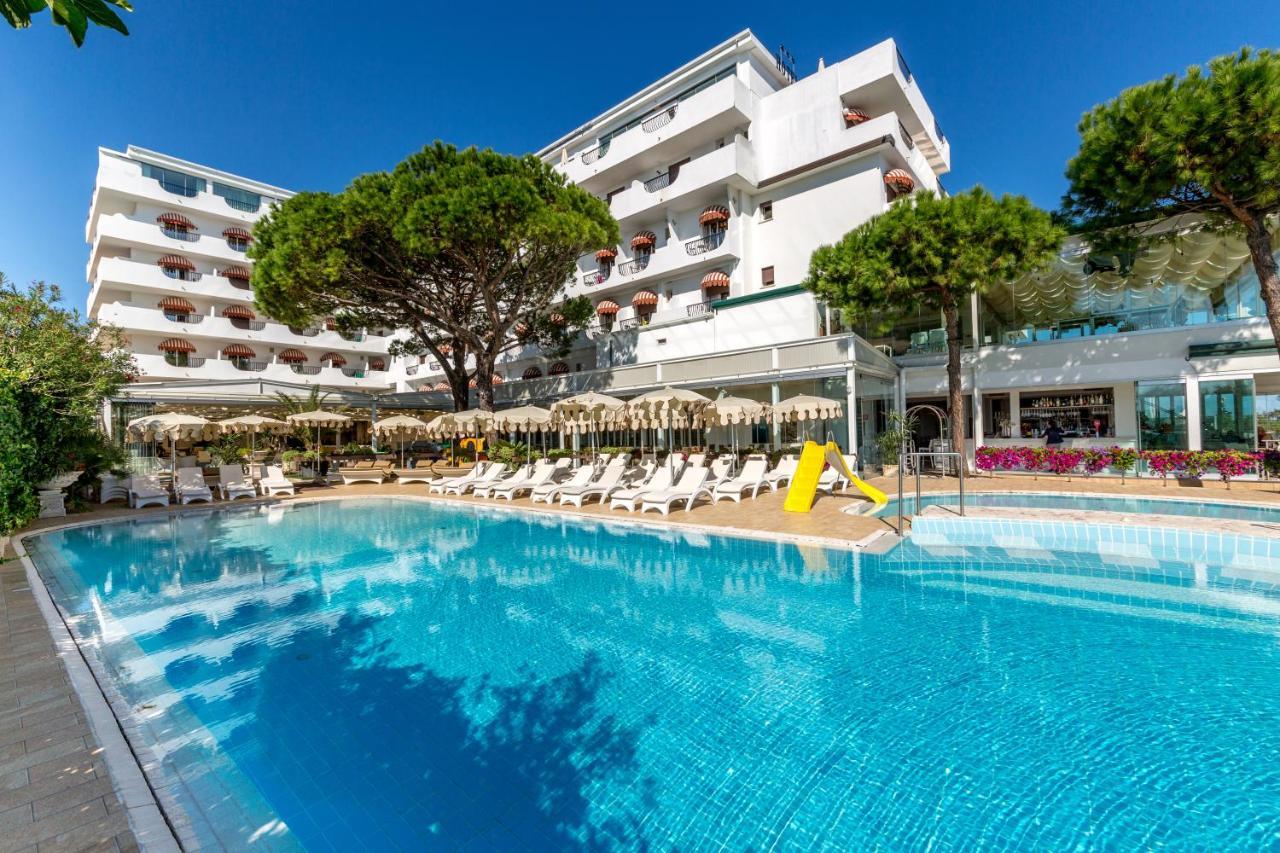 Appartamenti Nettuno Lido di Jesolo Buitenkant foto